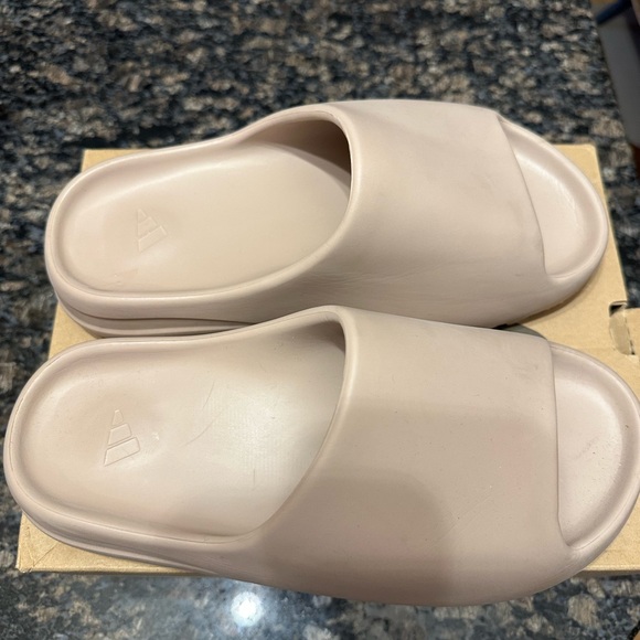 adidas Yeezy Slide Originals - Picture 2 of 10